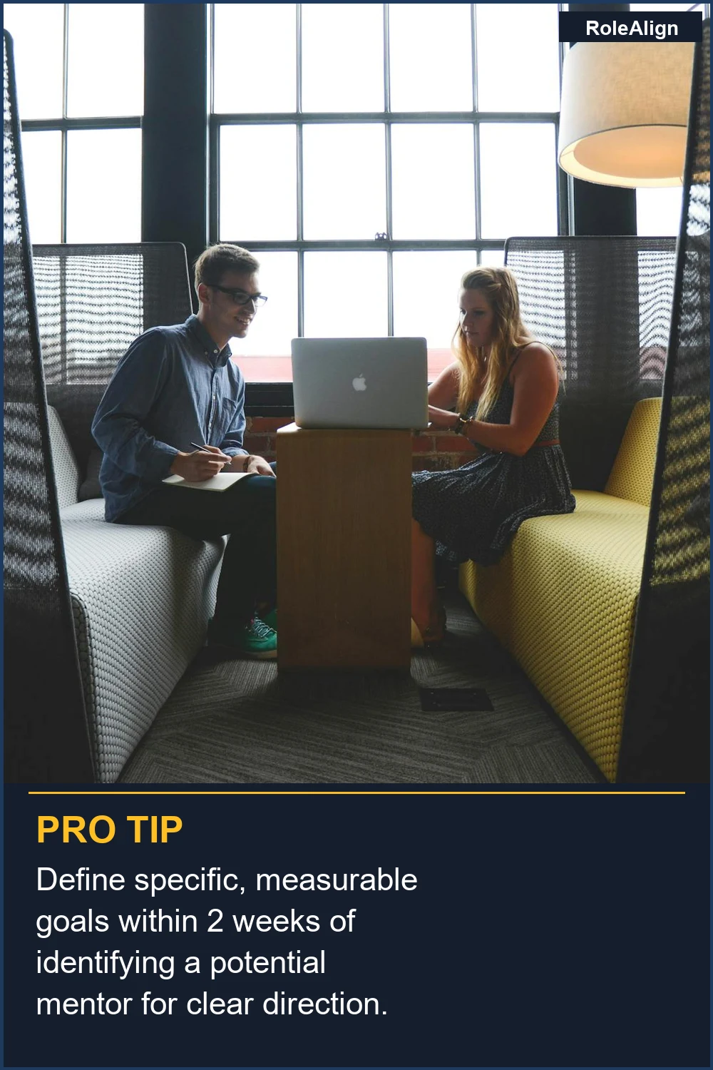 Define objetivos específicos y medibles dentro de las 2 semanas posteriores a la identificación de un mentor potencial para una dirección clara.