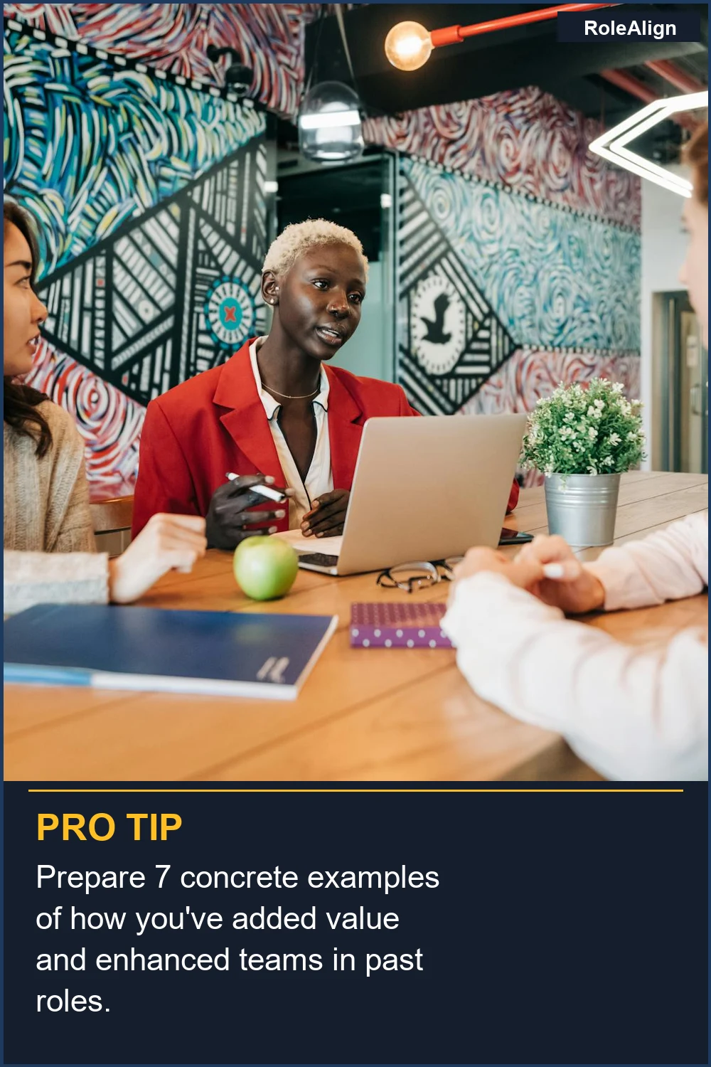 Prepara 7 ejemplos concretos de cómo has aportado valor y mejorado equipos en roles anteriores.