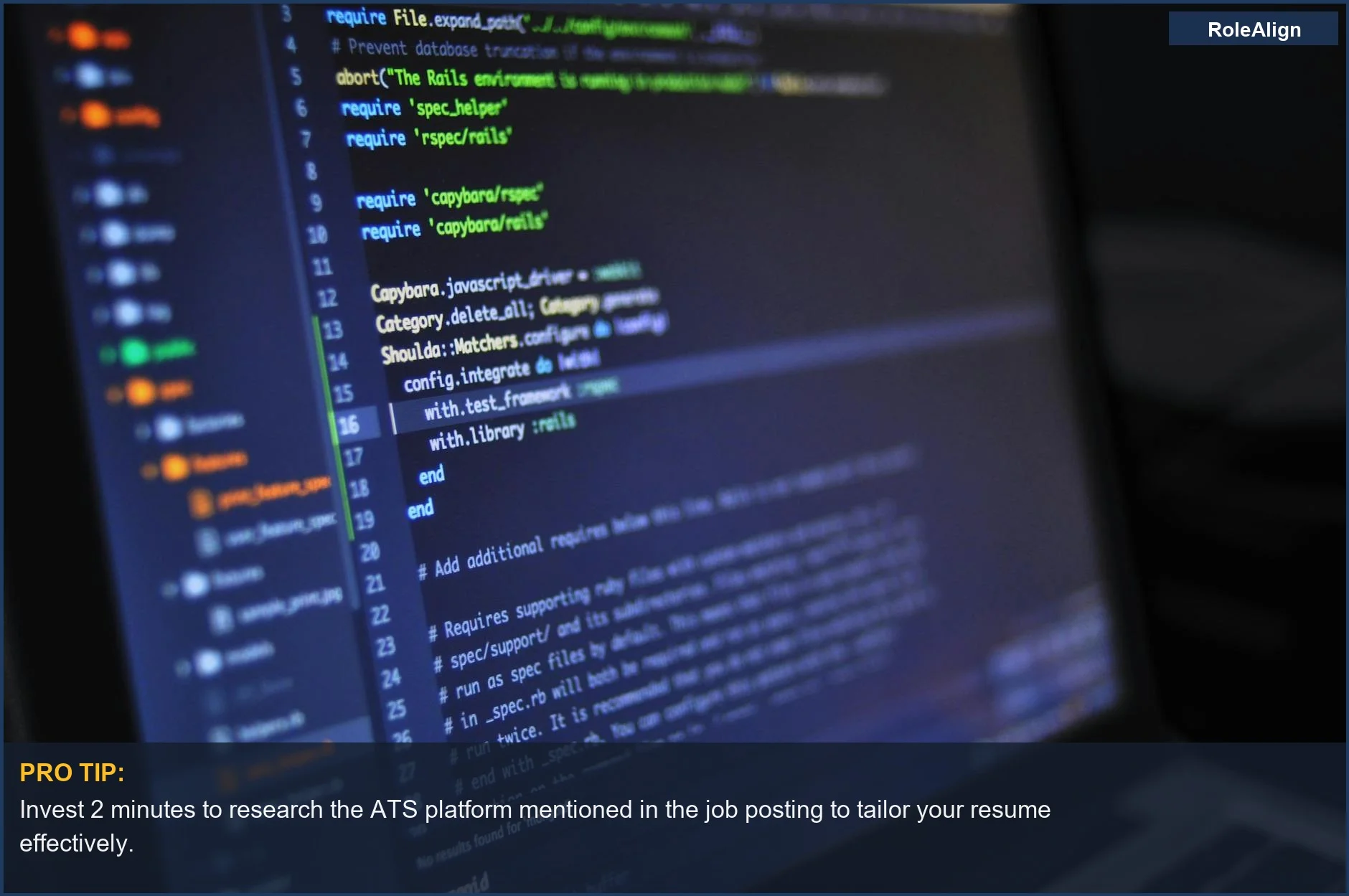 Primer plano de la pantalla de una computadora con código de programación, representando el backend técnico de los sistemas de seguimiento de candidatos de empleo.
